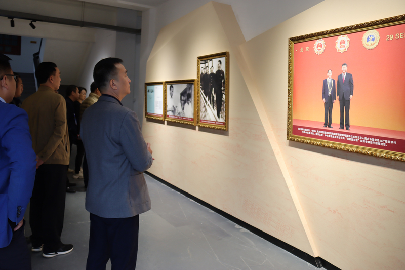 1636359344261098428.jpg 展览馆里面1.jpg